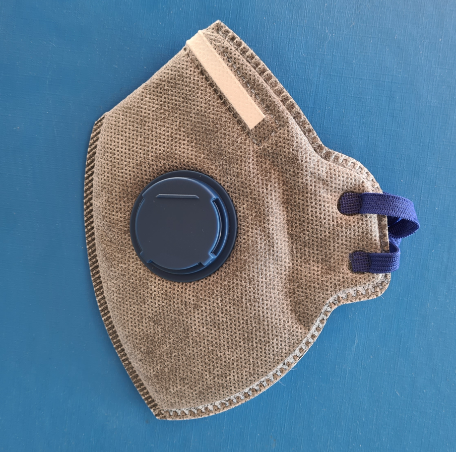 Masque au charbon actif FFP2 5 couches avec valve pour dépose d’amalgames et protection contre virus et bactéries – Image 5