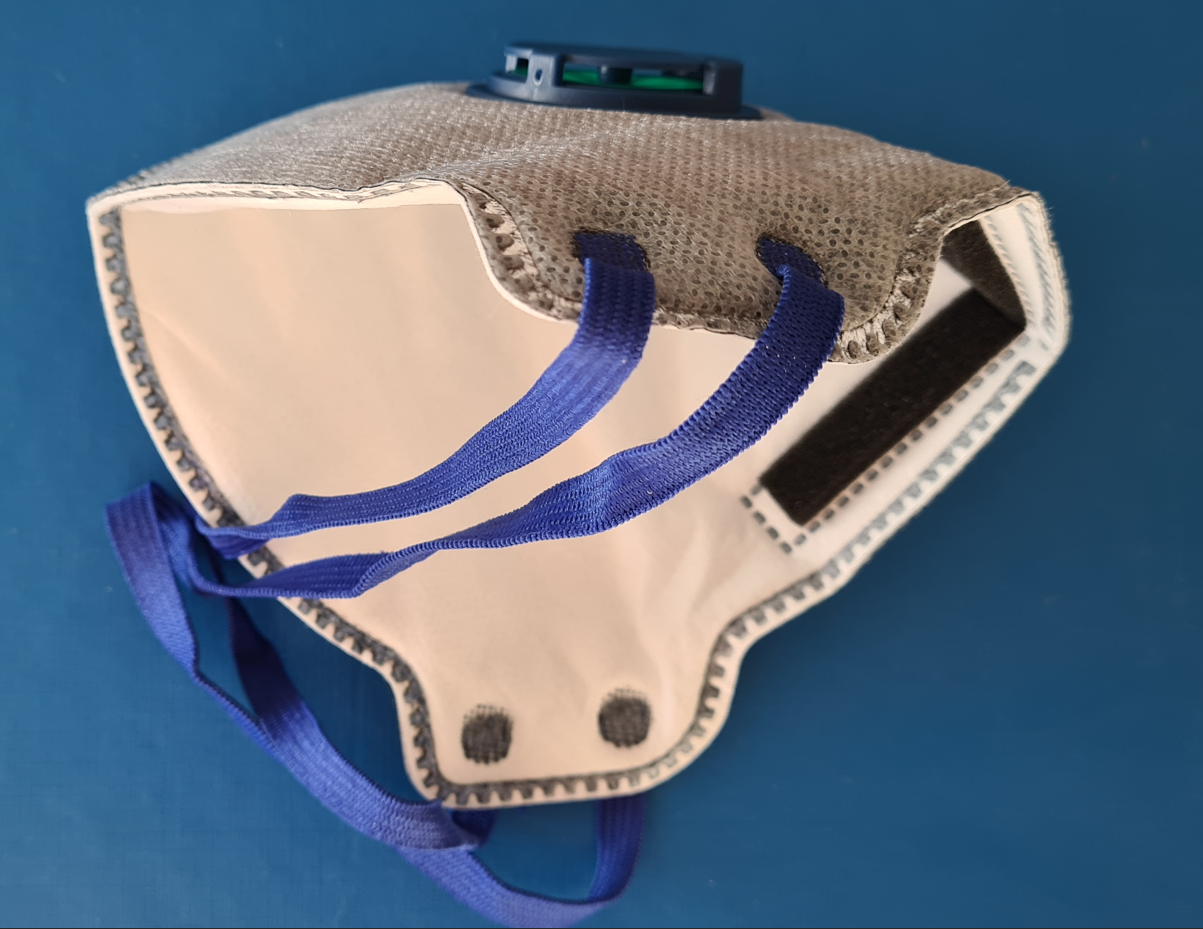 Masque au charbon actif FFP2 5 couches avec valve pour dépose d’amalgames et protection contre virus et bactéries – Image 4